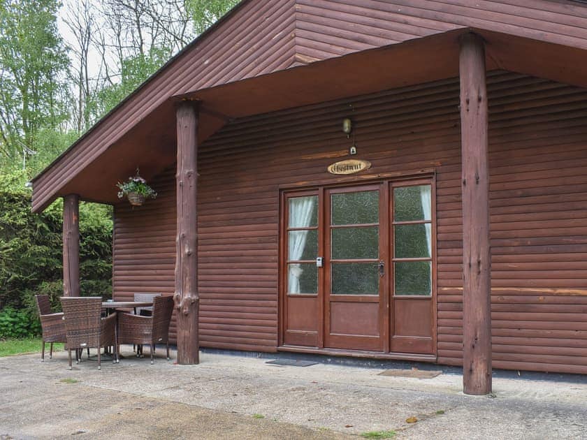 Eversleigh Woodland Lodges - Chestnut Lodge