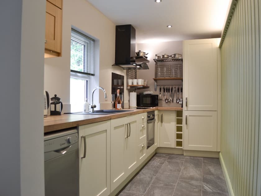 Kitchen | Dragonfly Cottage, Beverley 