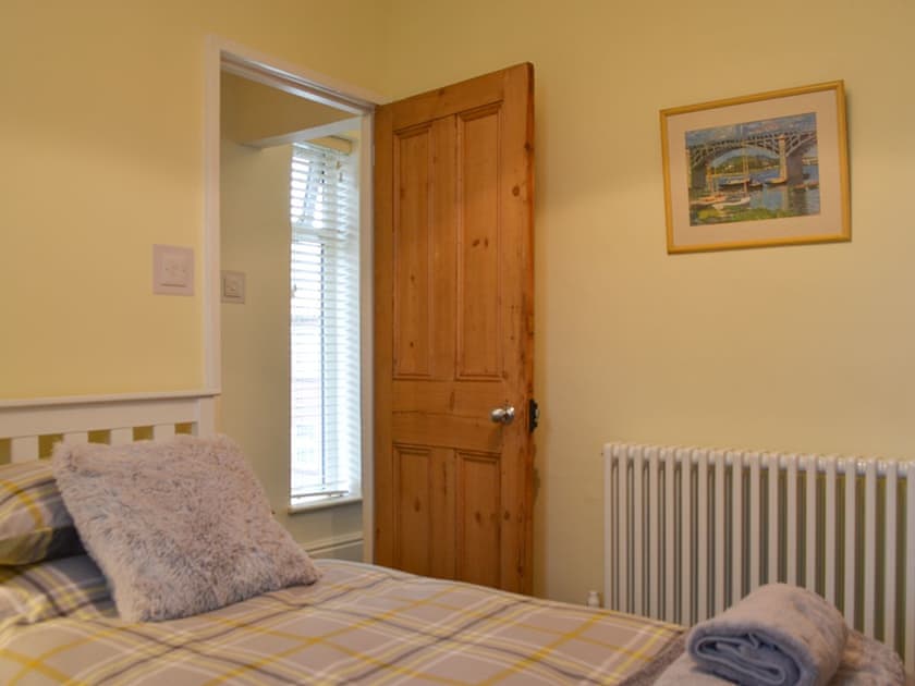 Double bedroom | Dragonfly Cottage, Beverley 