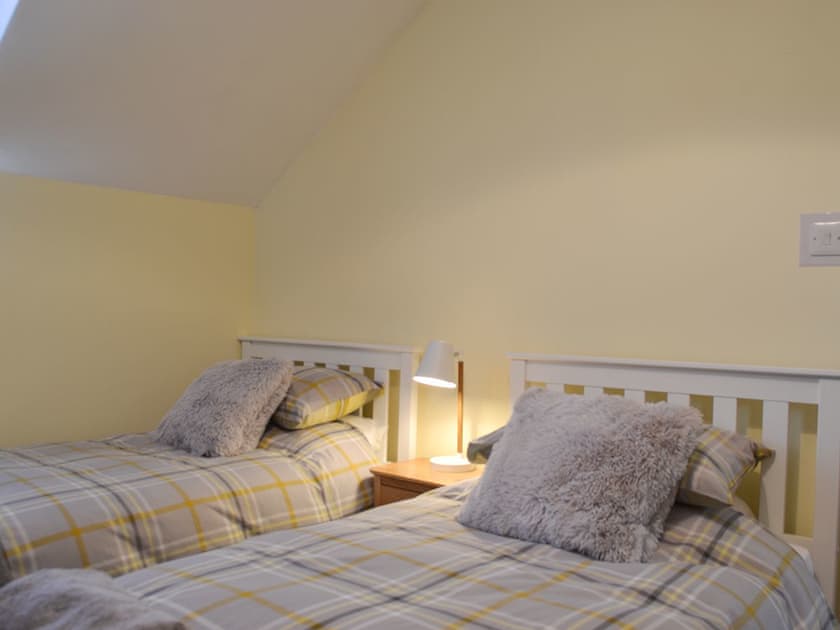 Twin bedroom | Dragonfly Cottage, Beverley 