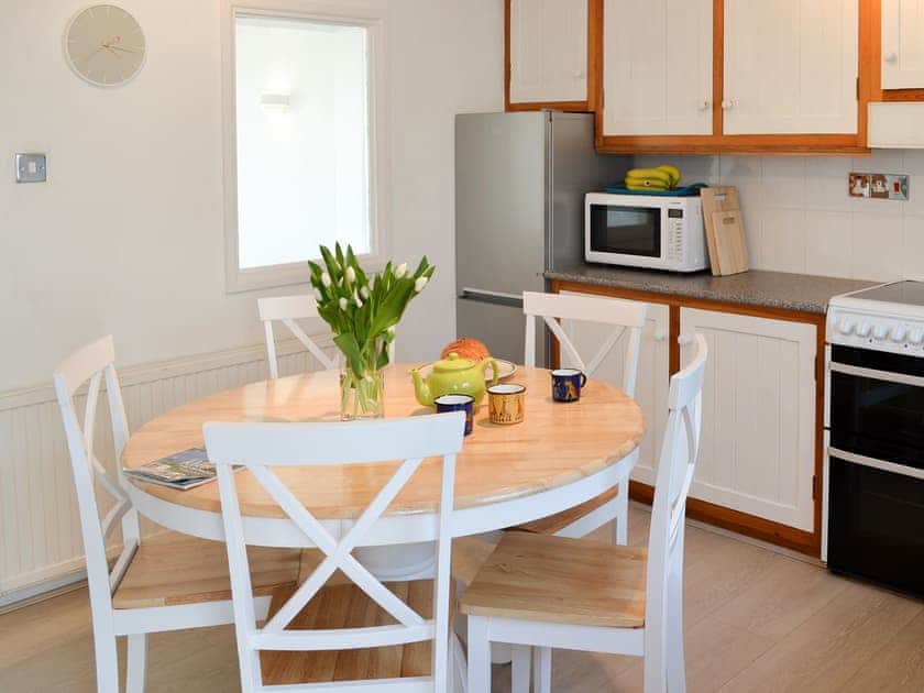 Kitchen/diner | Cobi’s Cape Cottage, St. Just
