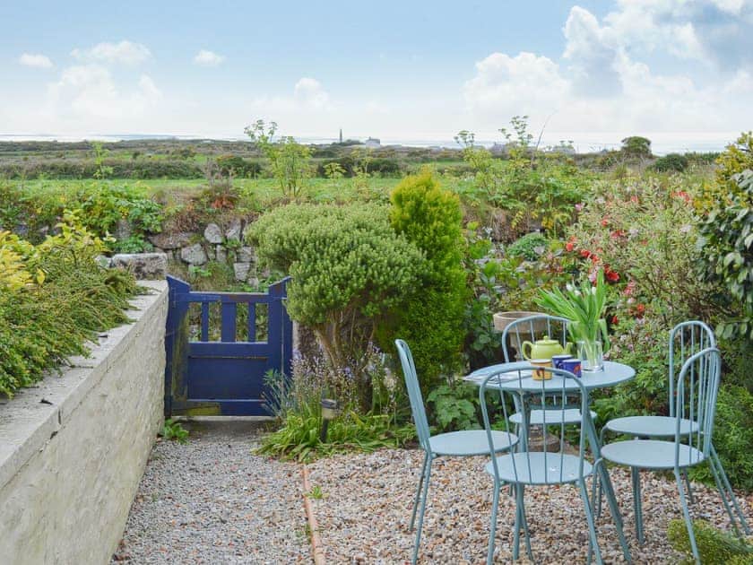 Outdoor area | Cobi’s Cape Cottage, St. Just