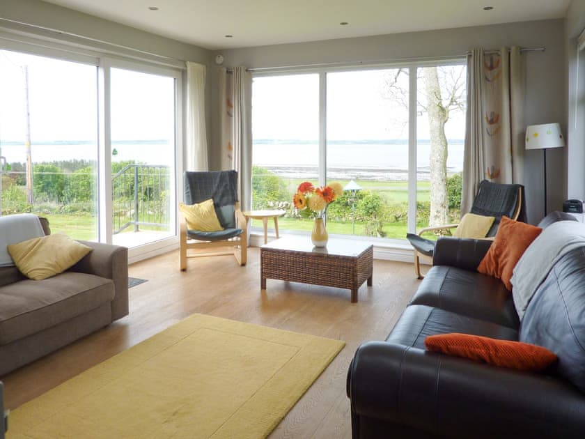 Light and airy sunroom | Kirkbride Farmhouse, Carsluith, near Newton Stewart