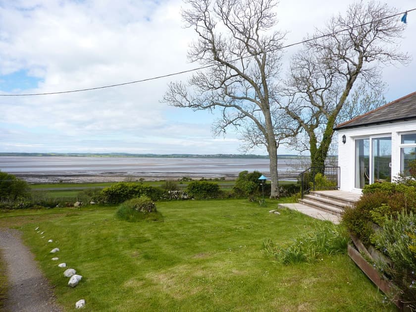 Lawned garden area | Kirkbride Farmhouse, Carsluith, near Newton Stewart