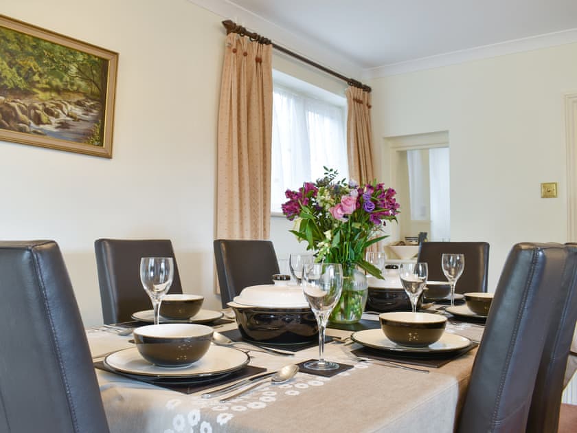 Elegant dining area | Oak Tree Cottage, Brierley