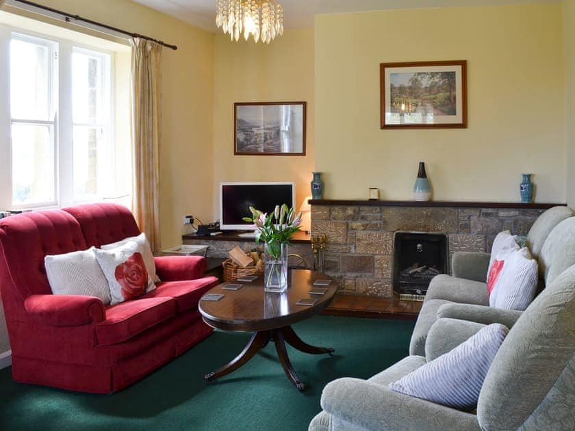 Welcoming living and dining room | Paddock Cottage - Heckley Farm Cottages, near Alnwick
