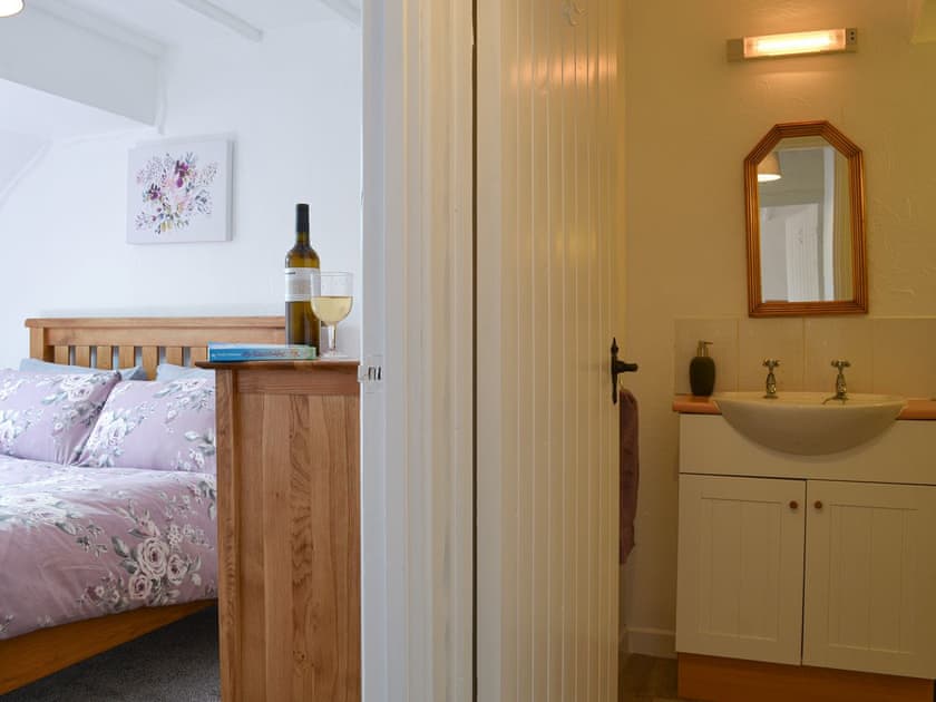 Bathroom | Willow Cottage, Woolfardisworthy, near Bideford
