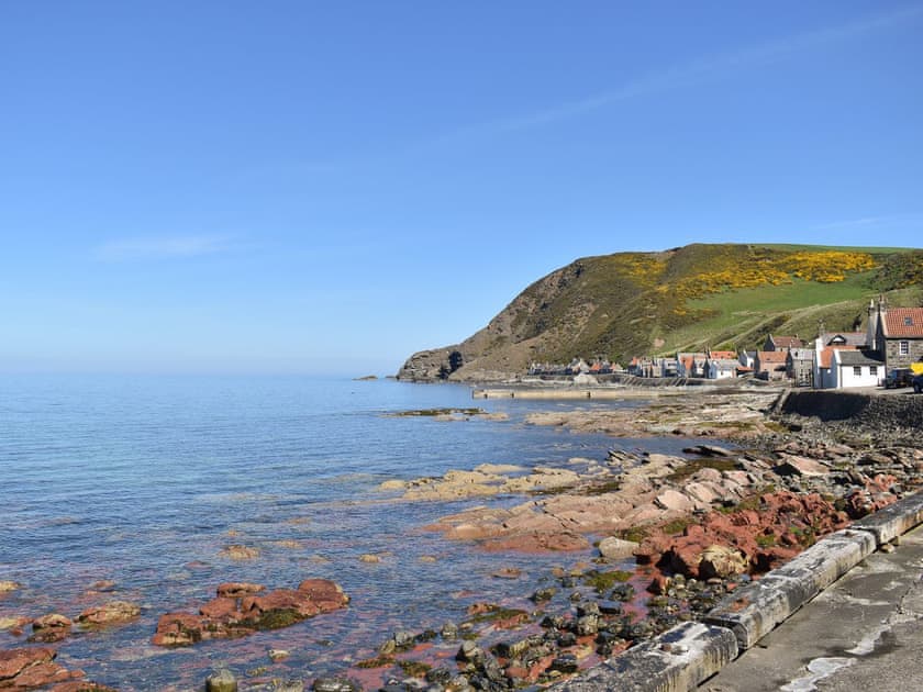 Idyllic coastal community | Crovie, Crovie, Gardenstown