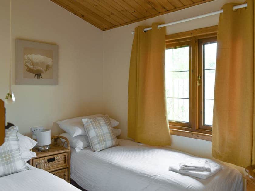 Comfortable twin bedroom | Llama Lodge, Churchstanton, near Honiton