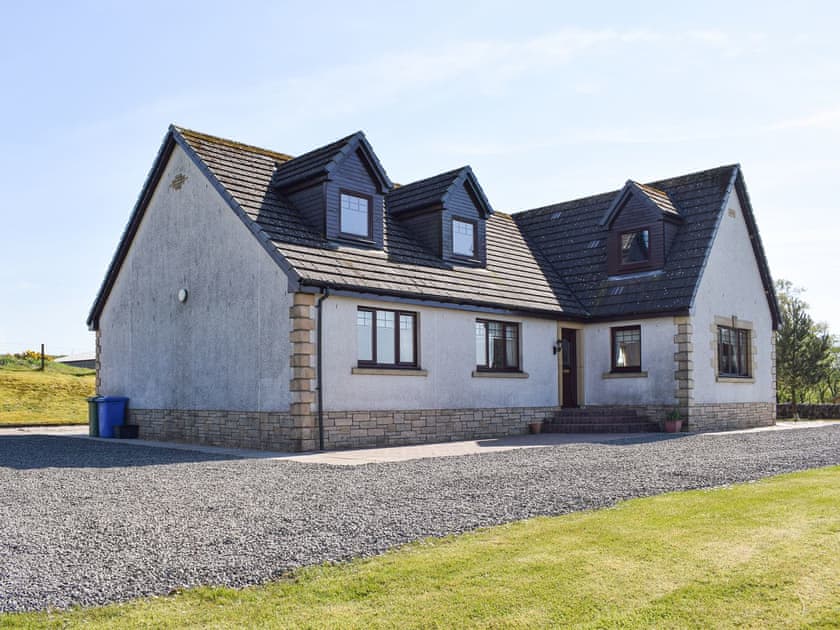 Exterior | Lawford Lodge, Bonnybridge, near Falkirk