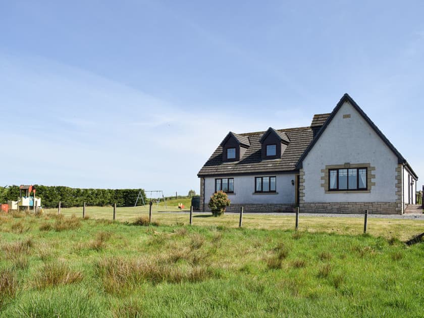 Exterior | Lawford Lodge, Bonnybridge, near Falkirk