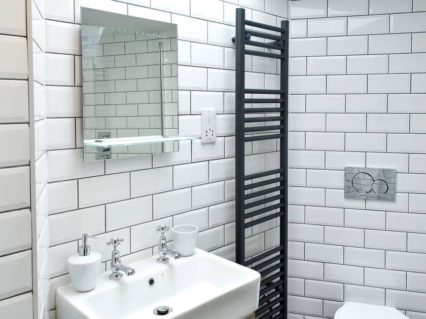 En-suite | Lake View Farm, Watermillock, near Penrith