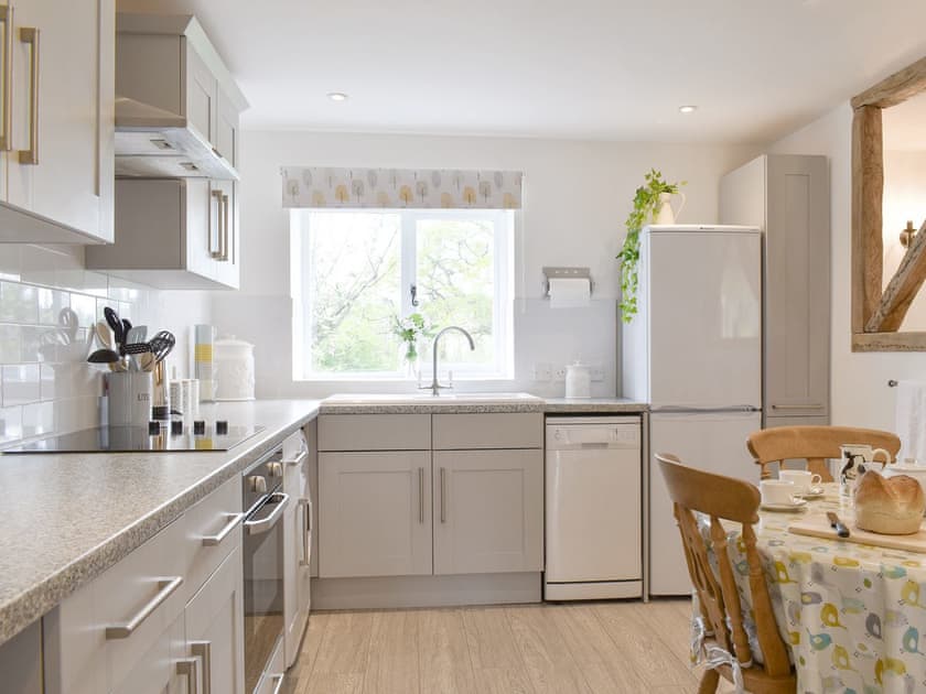 Fully appointed kitchen with dining area | Cherry Cottage - Wood Dairy, North Perrott, near Crewkerne
