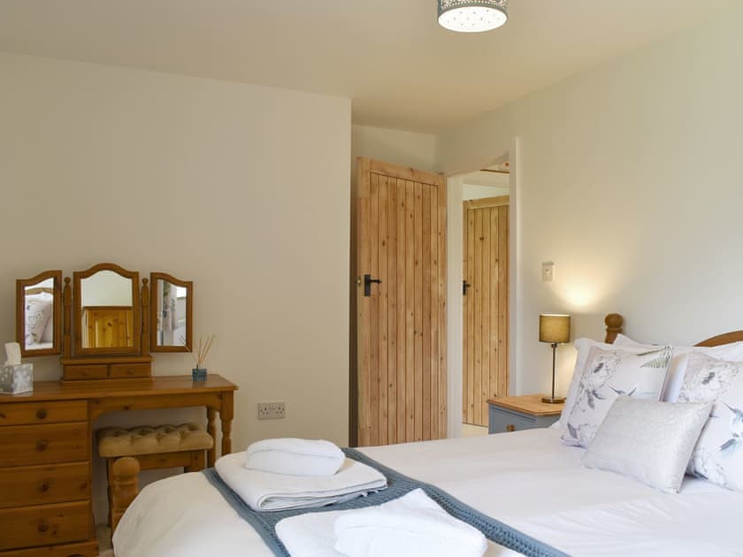 Relaxing double bedroom | Cherry Cottage - Wood Dairy, North Perrott, near Crewkerne