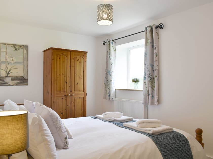 Peaceful double bedroom | Cherry Cottage - Wood Dairy, North Perrott, near Crewkerne