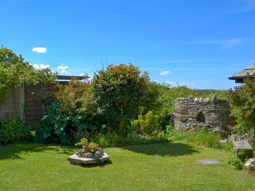 Attractive garden | Well Barn, Tramagenna, near Camelford