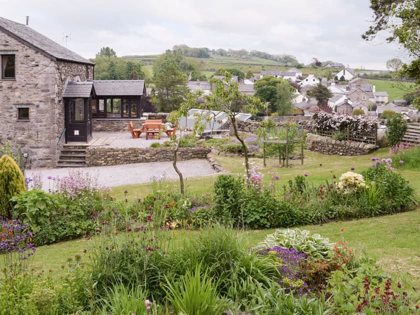 Outstanding holiday home with beautiful gardens | Hill Top Barn, Newton-in-Cartmel, near Grange-over-Sands