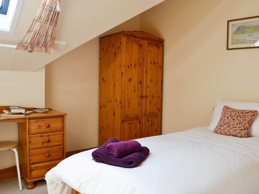 Single bedroom | Grey Granite - Arbuthnott Estate Cottages, Arbuthnott, near Stonehaven