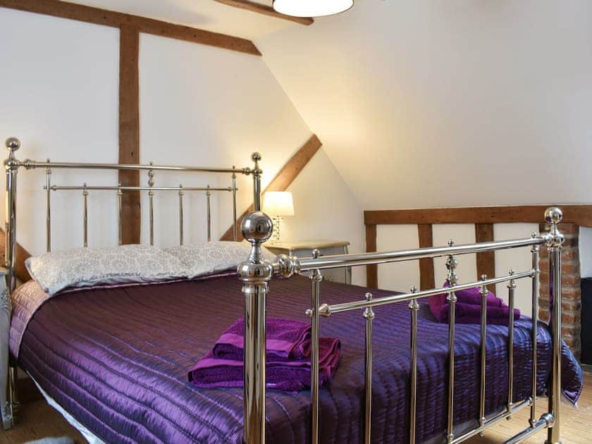 Comfortable double bedroom | Holme Cottage, Eastry, near Sandwich