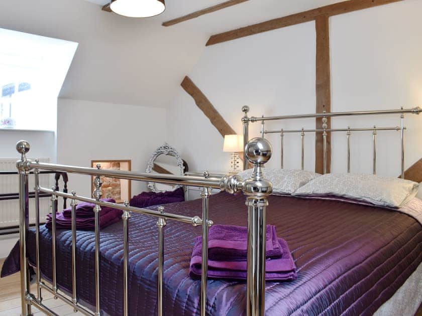 Comfortable double bedroom | Holme Cottage, Eastry, near Sandwich