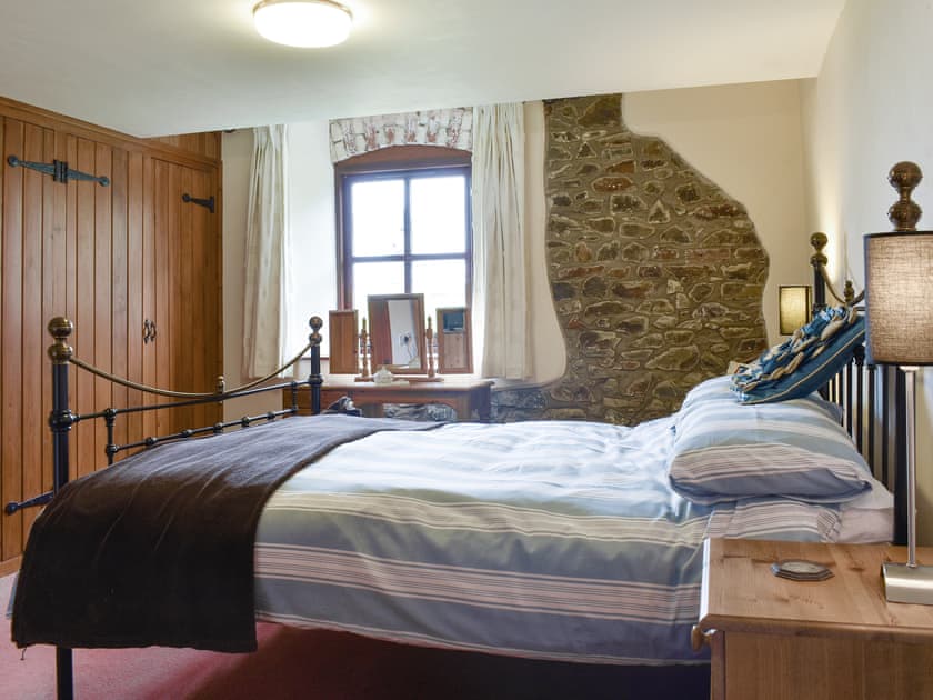 Relaxing double bedroom  | Goose Cottage - Quinceborough Farm, Widemouth Bay, near Bude