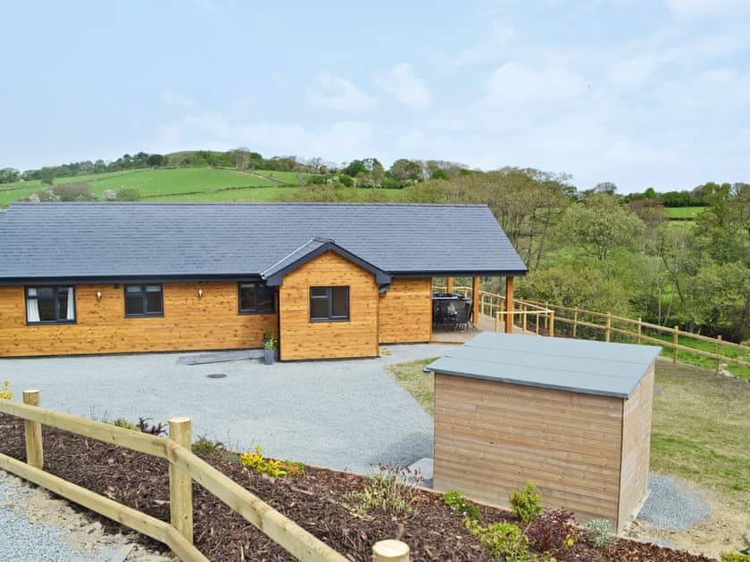 Delightful, detached lodge | Woodland Lodge - Bryncoch Holidays, Hundred House, near Builth Wells