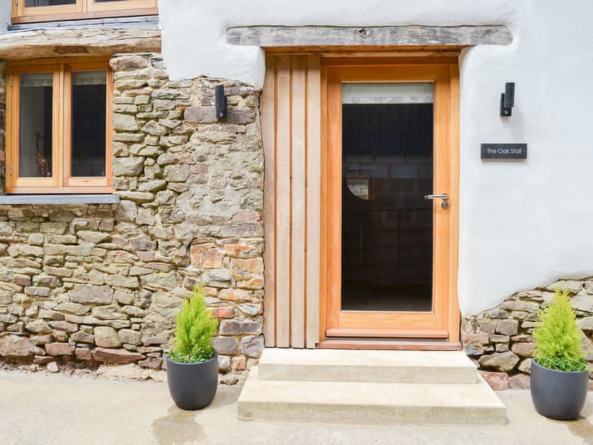 Pretty barn conversion in the Devon countryside | The Oak Stall - Higher Blagrove Farm Cottages, East Worlington, near South Molton