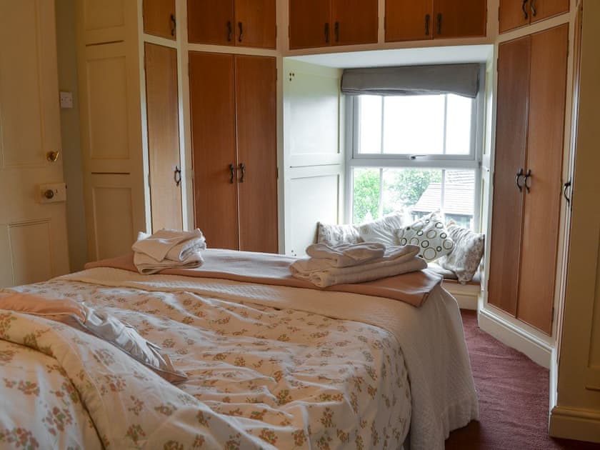 Double bedroom | Tyn Lon, Moelfre, near Benllech