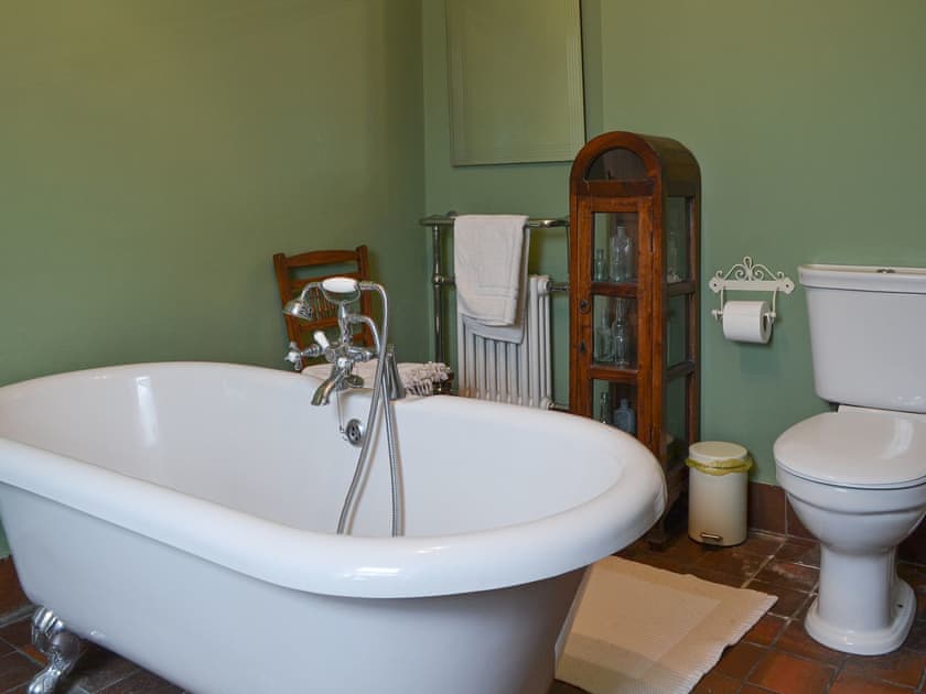 Bathroom | Tyn Lon, Moelfre, near Benllech