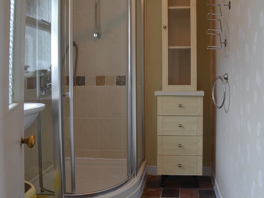 En suite shower room  | Tyn Lon, Moelfre, near Benllech