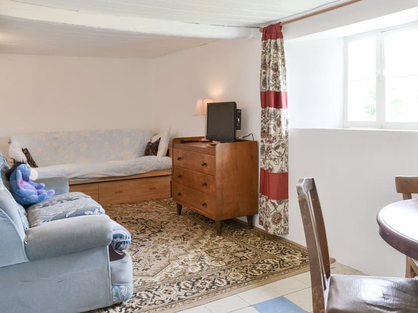 Additional living and dining room | Tutchenor Farmhouse, Patchacott, near Beaworthy