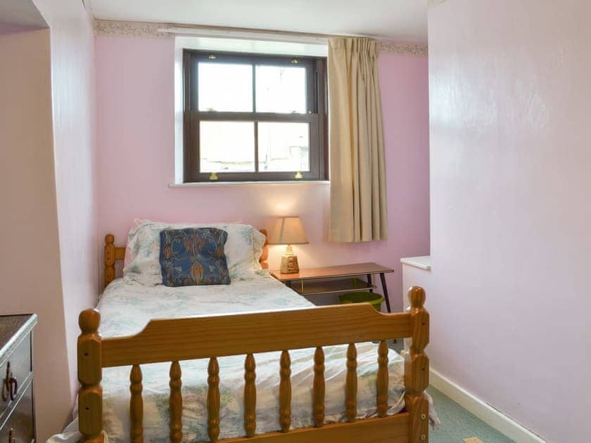 Cosy single bedroom | Tutchenor Farmhouse, Patchacott, near Beaworthy