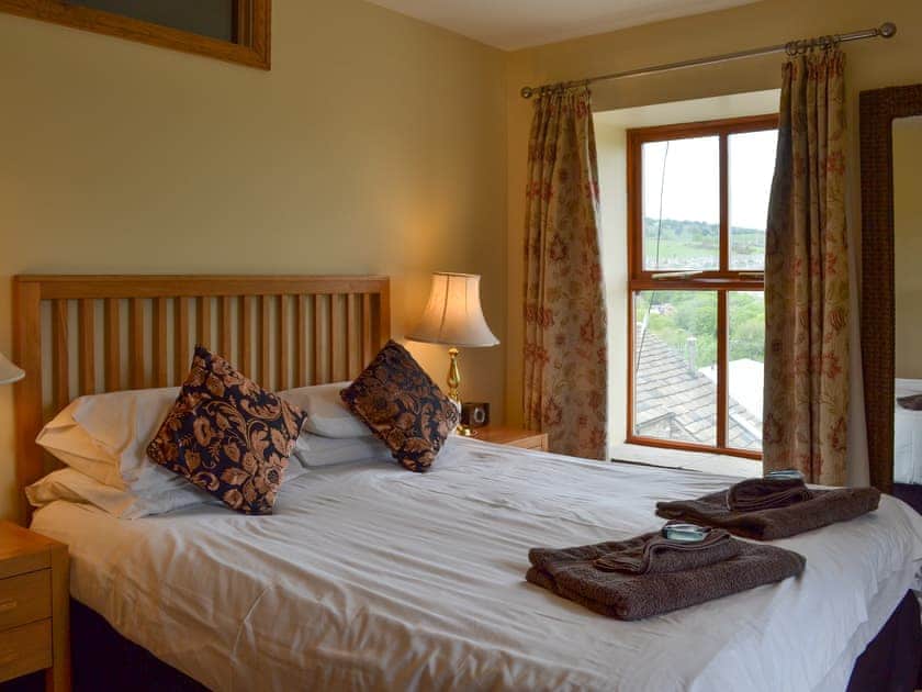 Double bedroom | Bings Farm House - Bings Farm, Whaley Bridge near Buxton