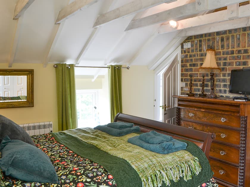 Double bedroom | Wisteria Cottage, Netherton, near Rothbury