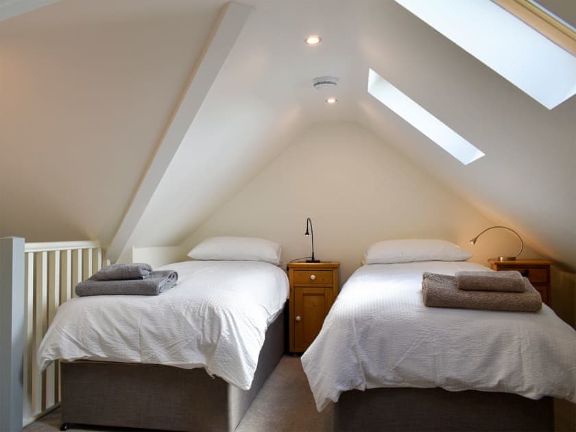 Twin bedroom | Belfield, Canon Frome, near Ledbury