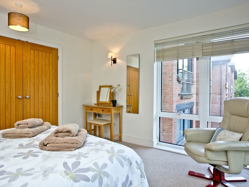 Bedroom with kingsize double bed | Cove View - Admirals Quarter, Weymouth