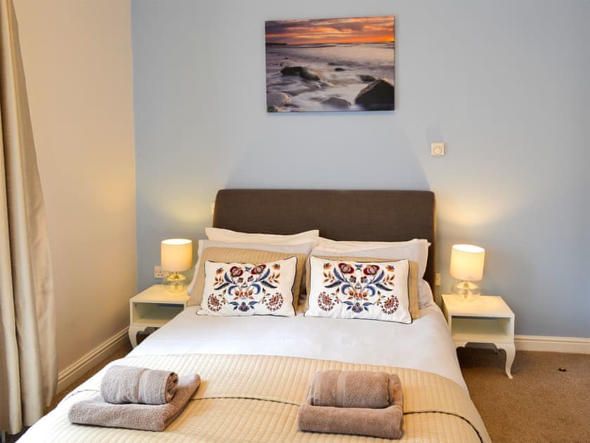 Double bedroom | Beech Cottage - Sewerby Hall Cottages, Sewerby, near Bridlington
