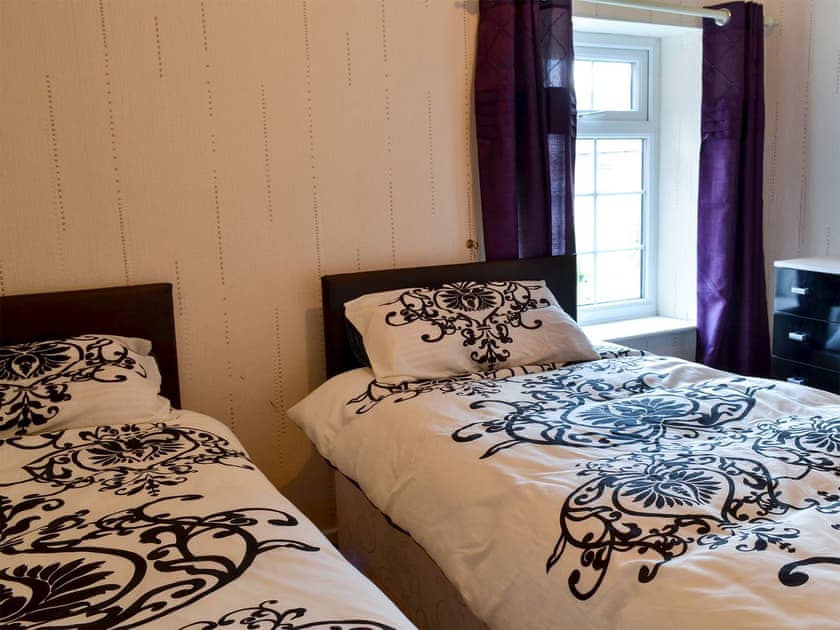 Twin bedroom | Sewerby Cottage, Sewerby, near Bridlington