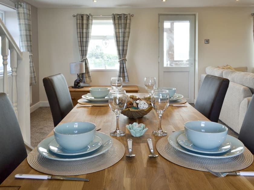 Stylish dining area | Granary Cottage - Metlands Farm Holidays, Bempton, near Bridlington