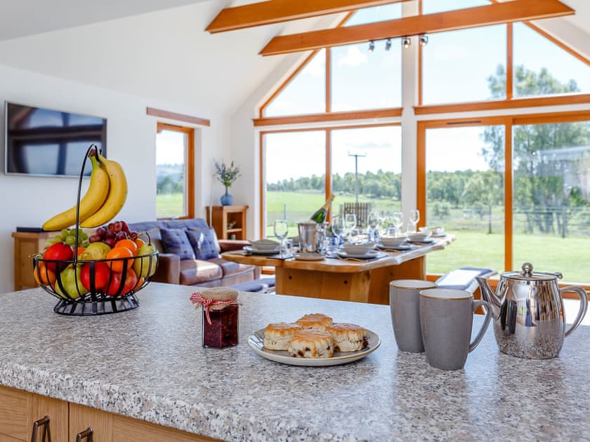 Impressive kitchen/dining room | Sunnyside House, Carrbridge, near Aviemore