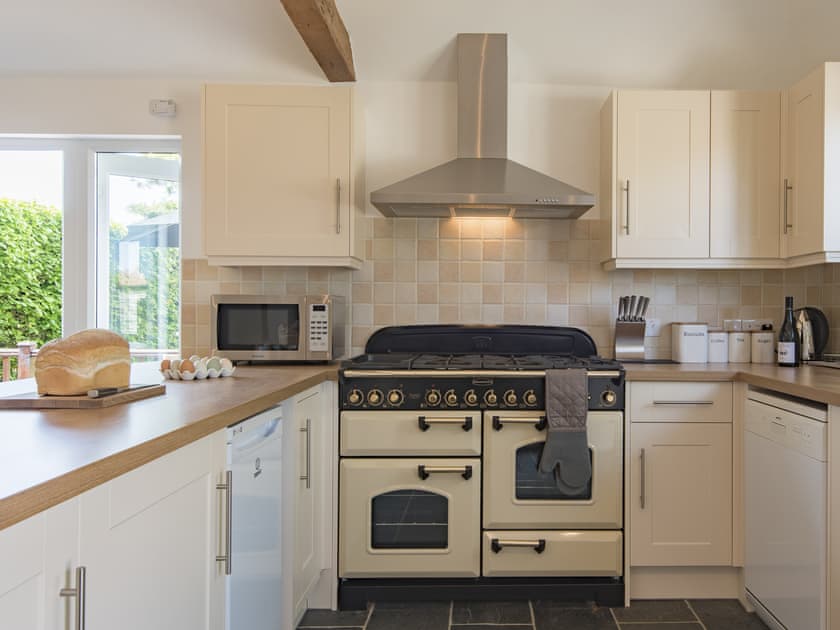 Kitchen | Cold Blow Cottage, Hastingleigh, Ashford