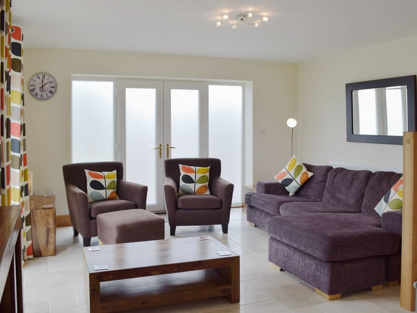 Spacious living room | Y Hendy Llaeth, Red Roses, near Whitland