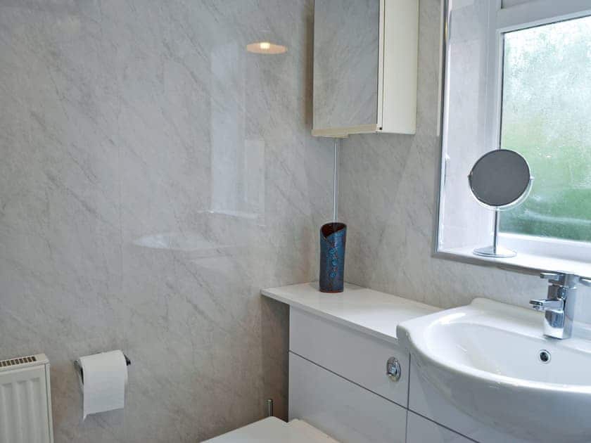 Shower room | Tigh Beag, Troon