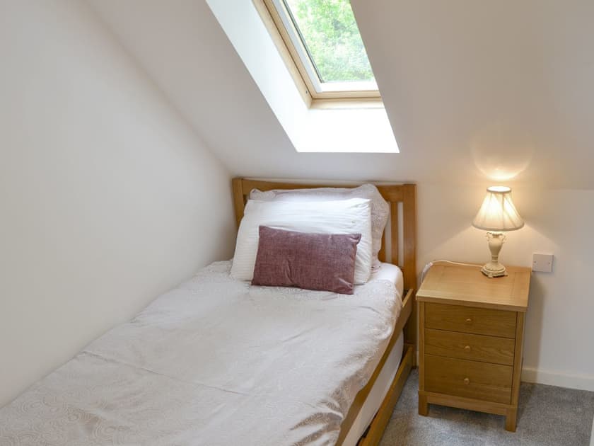 Light and airy single bed | Oak View Loft - Stone House Farm, Lessingham, near Stalham