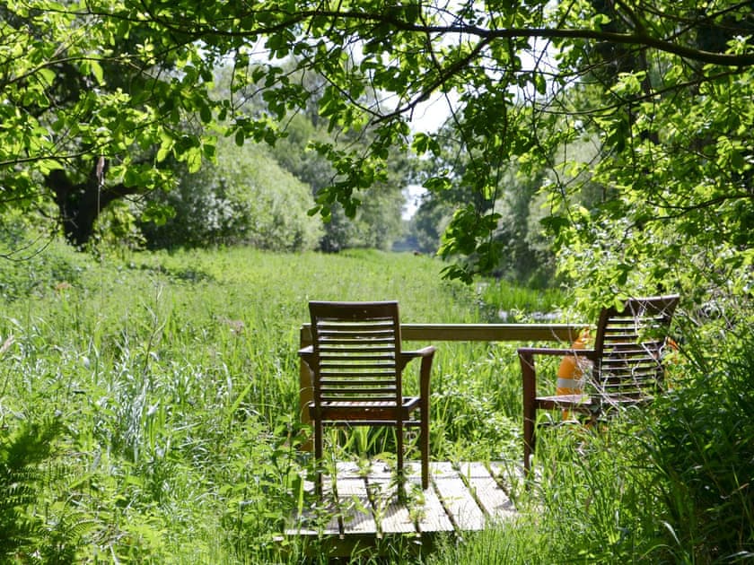 Shared gardens and grounds | Oak View Loft - Stone House Farm, Lessingham, near Stalham