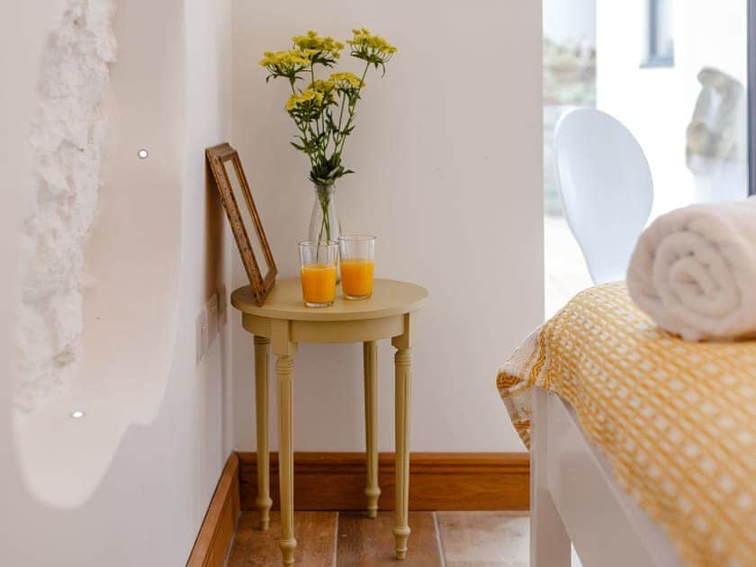 Attractive double bedroom | Wrens Perch, Brixham