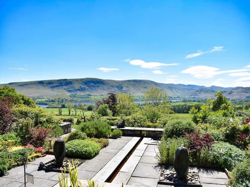 Stunning formal garden with breathtaking view over Ullswater | The Carriage House, Watermillock-on-Ullswater