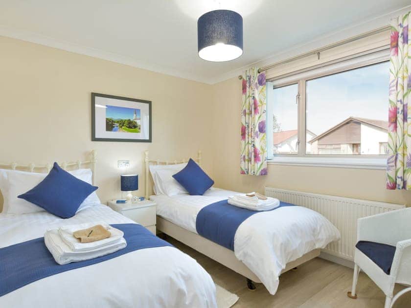 Twin bedroom | Westburn, Comrie, near Crieff