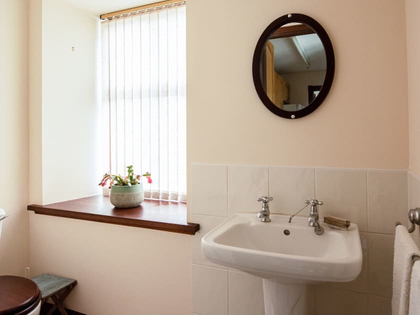 Cloakroom | Middle Lodge, Near Mintlaw