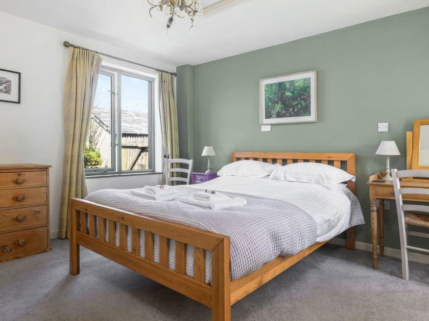 Comfortable double bedroom | The Roost - Sandy Barn Cottages, St Breward, Bodmin Moor
